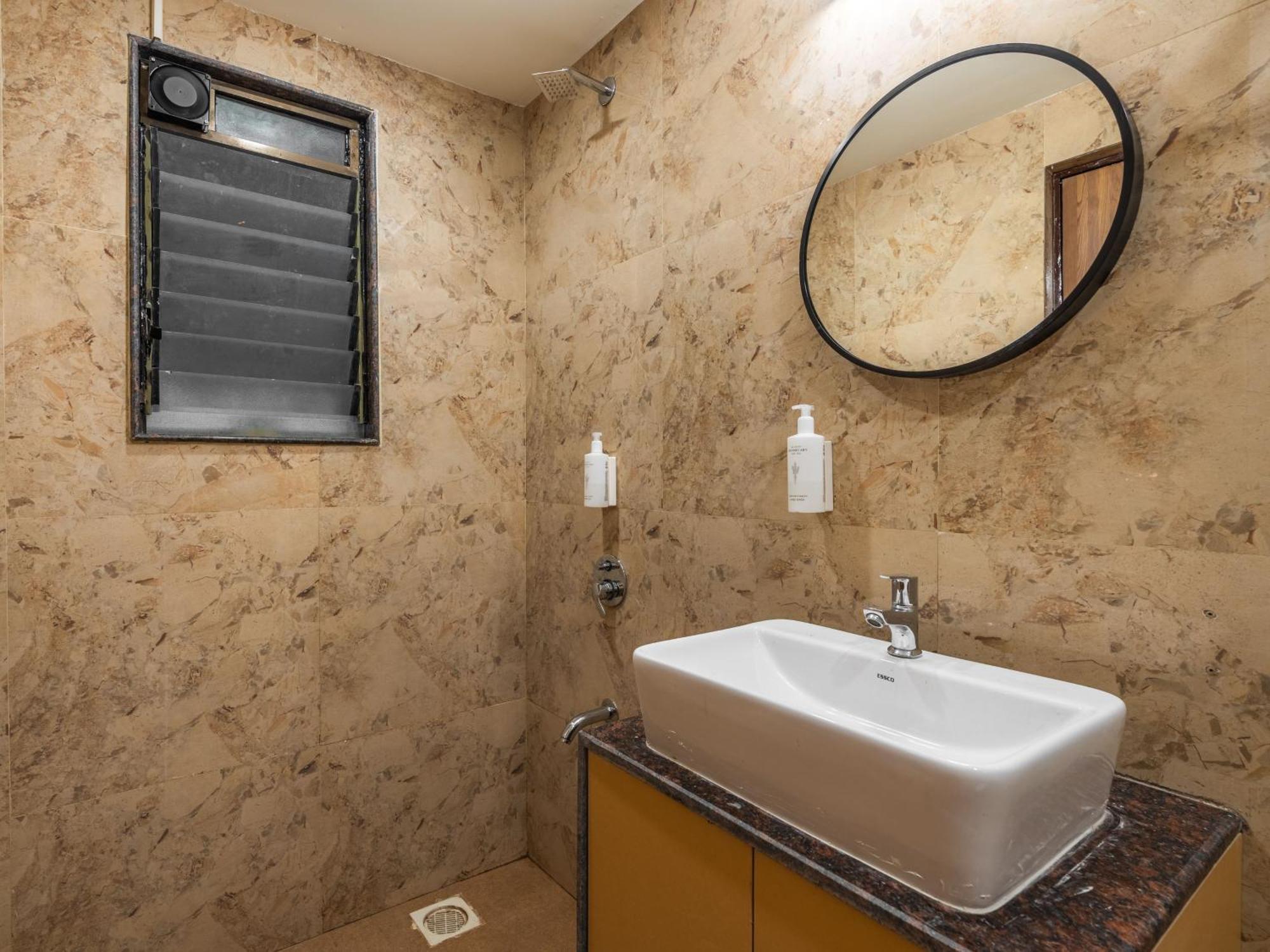 The Hosteller Lonavala, City Centre Номер фото
